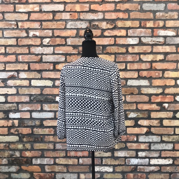 Collective Concepts Navy/White Blouse - Size Small - Picture 2 of 3